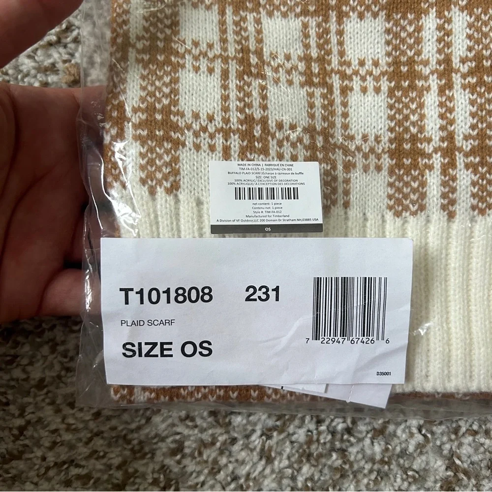 Timberland Buffalo Plaid Tan White Knit Unisex Winter Scarf NWT Fall Casual